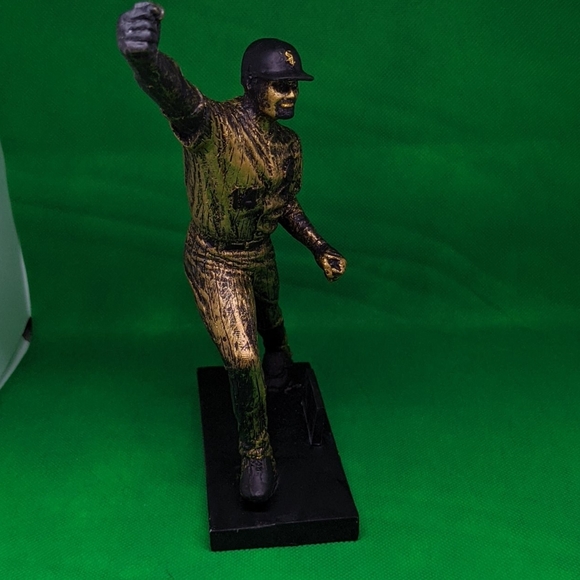 Paul Konerko statue - Picture 9 of 9